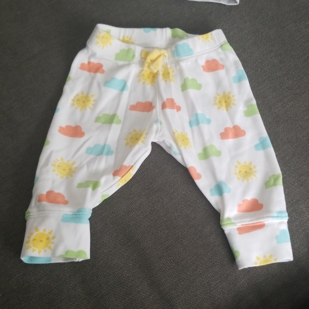 Gymboree set - Picture 2 of 5
